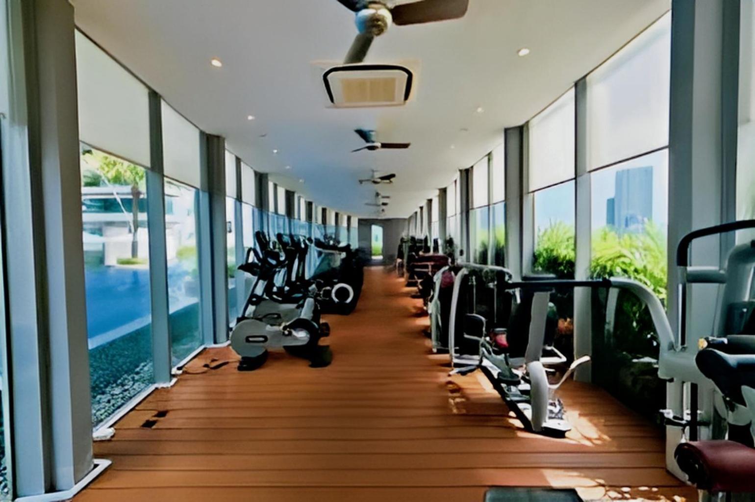 Vortex Hotel Suites Klcc At Kuala Lumpur City Center 外观 照片
